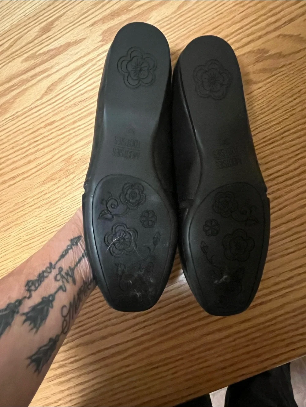Mootsies Tootsies Women’s Size 10W Black Mary Jane Flats Comfort Shoes
